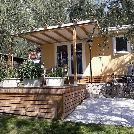 Le Maior Kemp Brenzone sul Garda